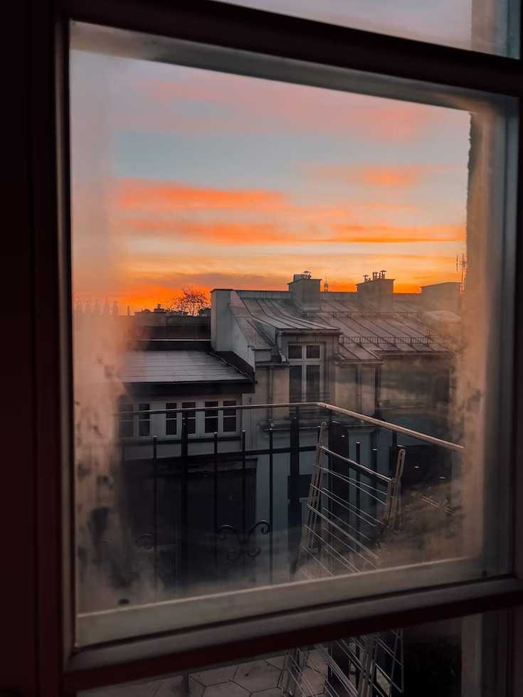 Widok z okna mieszkania w Krakowie